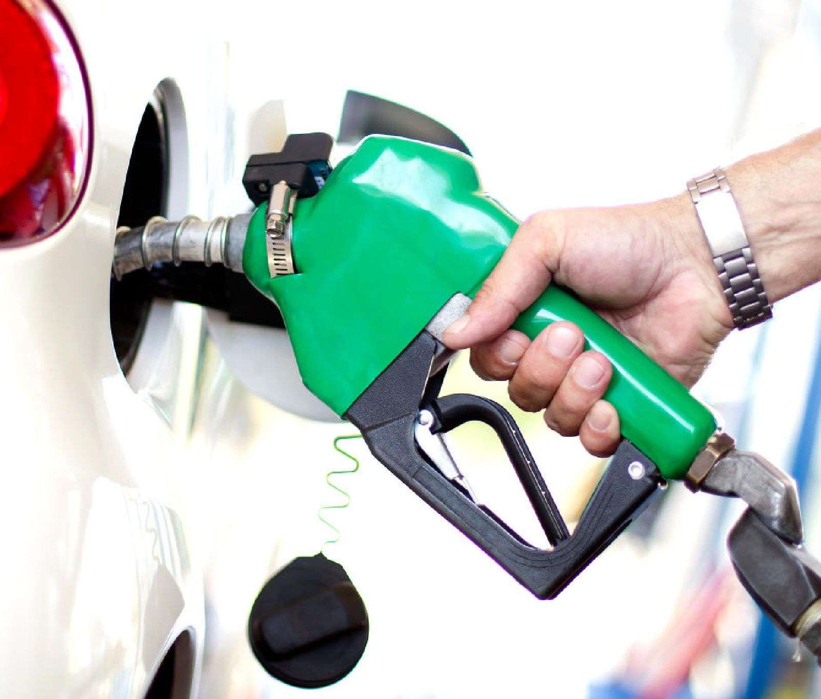 Premium petrol in Burhanpur Rs 110 a liter, plain petrol crosses Rs 106