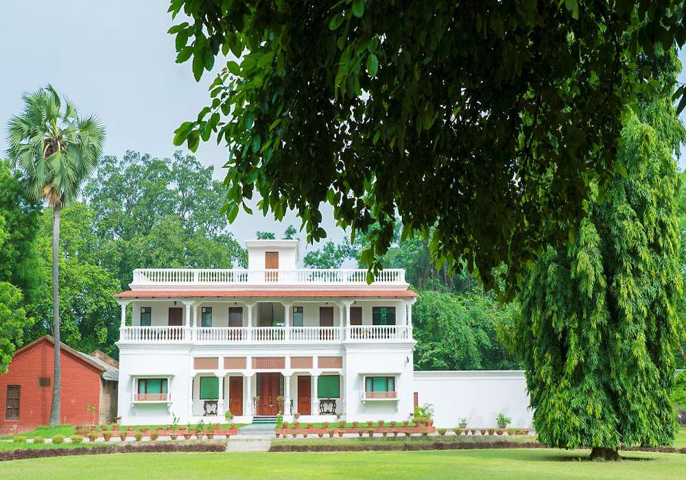 Raja Bhaiya Palace Benti Kila Property Lifestyle