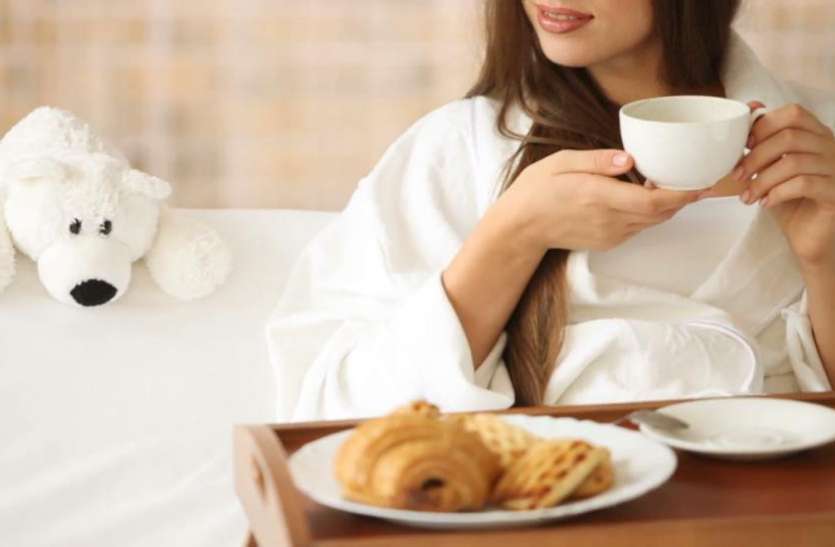 Bad Habits Of Morning: सुबह उठते ही न करें ये काम शरीर को हो सकता है नुकसान