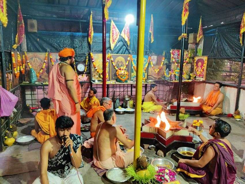 NAVRATRI NEWS: नवरात्र महापर्व पूर्ण, दशहरा मनाएंगे आज