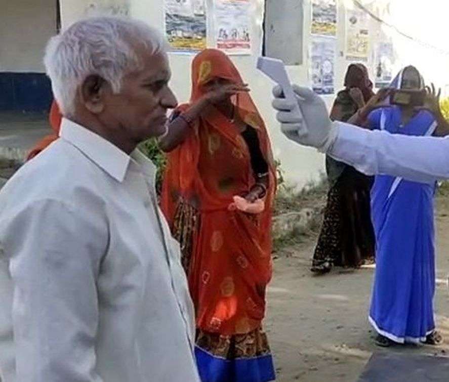 वल्लभनगर व धरियावद में मतदान शुरू, अतिसंवेदनशील केन्द्रों पर भारी सुरक्षा बल