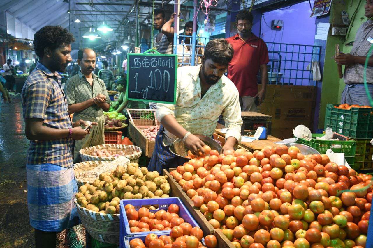 Tomato price hike upto 100 in Chennai