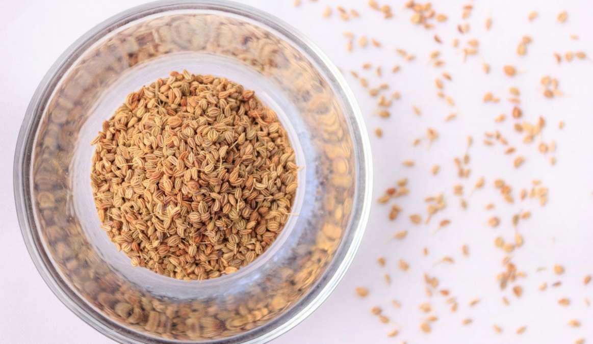 beneficial-ajwain-is-in-the-problem-of-gas-in-the-stomach-7189981