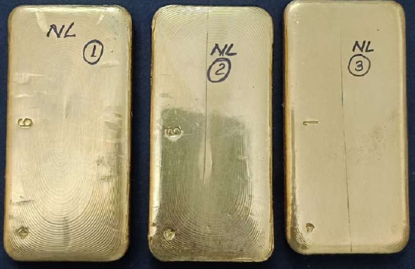 डीआरआई वाराणसी इकाई ने पकड़ा चार किलो विदेशी सोने के साथ दो तस्कर