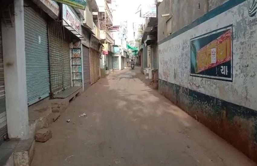 Gujarat Hindi News : 12 श्रमिकों का एक साथ अंतिम संस्कार, शोक में डूबा हलवद बंद रहा
