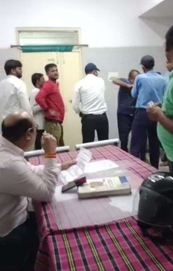 Fight at Sanjay Gandhi Hospital in Rewa