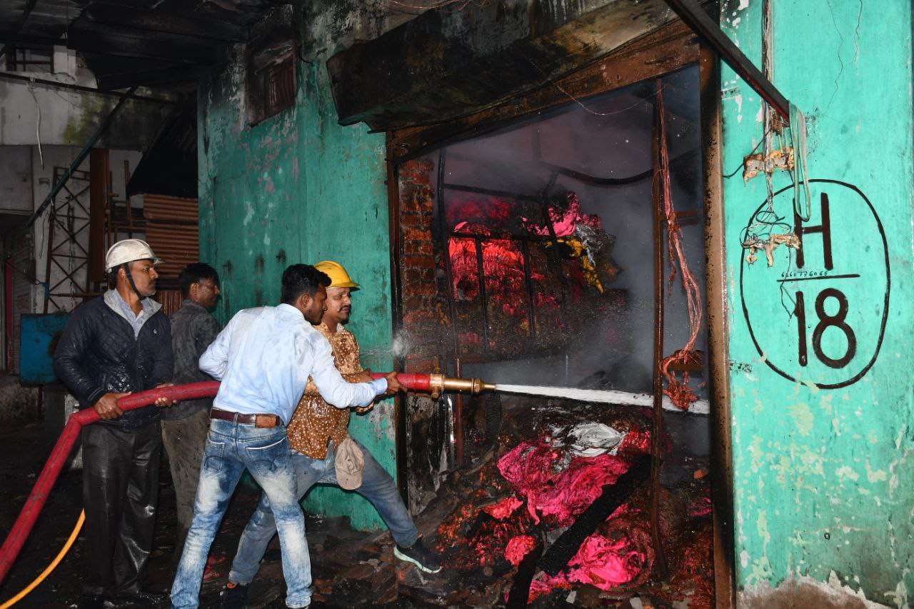 fire in Satna tent House