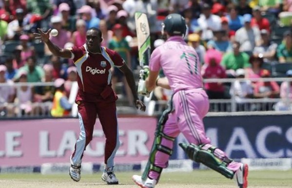 AB De Villiers stuns world cricket , fatest fifty,