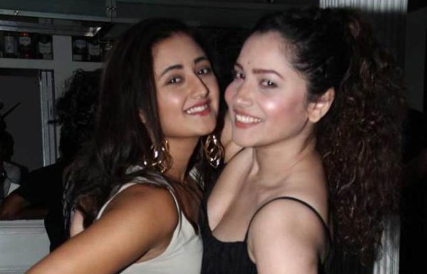 mahi vij birthday party