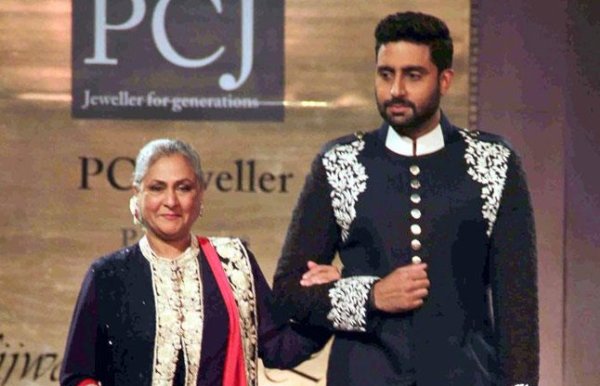 bollywoods fathers and daughters on ramp