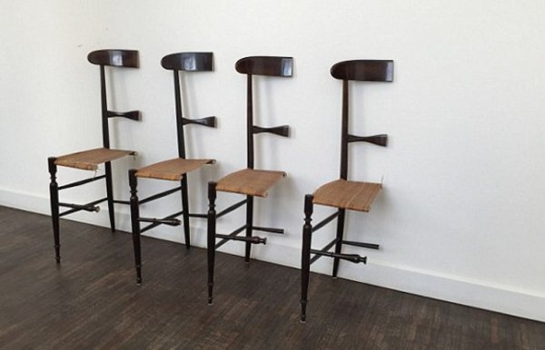 boyfriend breaks everything into two pieces after 