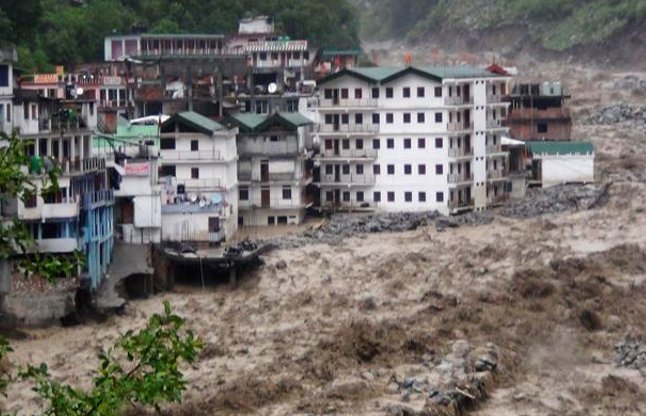2013 flood in uttrakhand video 