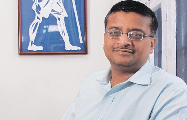 ashok khemka