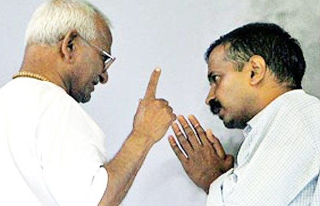 Anna hazare slams arvind kejriwal