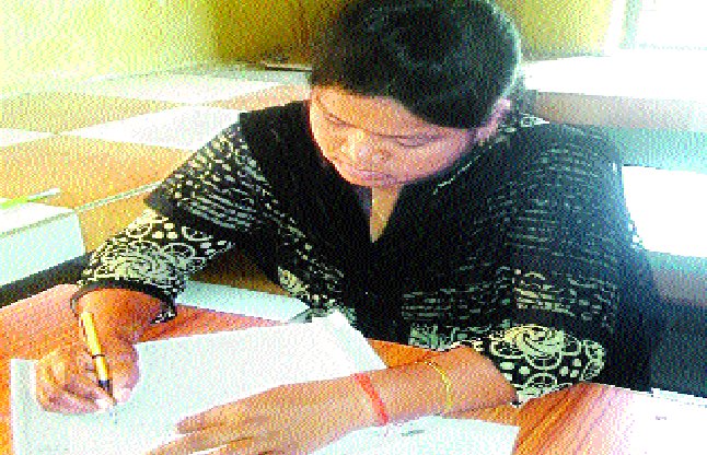 jadalpur education minister