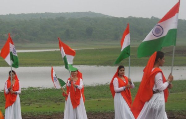 V. Anuradha Singh 's Vadematram kathak photos 