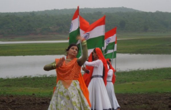 V. Anuradha Singh 's Vadematram kathak photos 