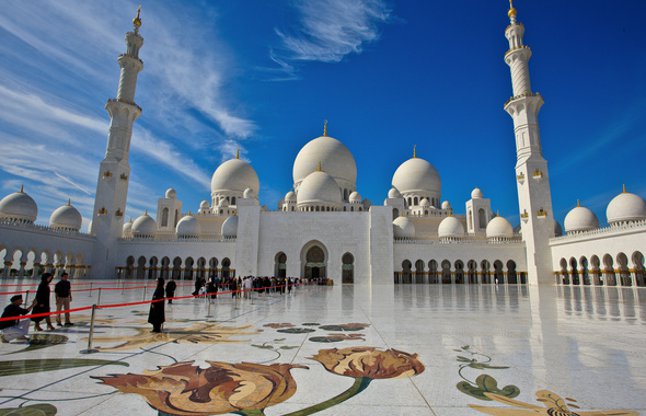 The Sheik Zayed Grand Mosque UAE