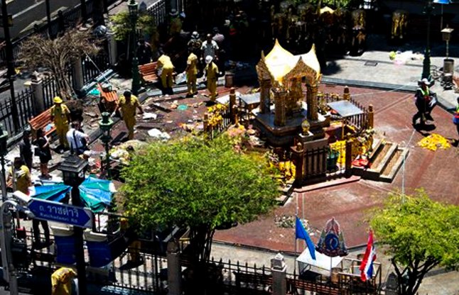 bomb blast in bangkok photos 