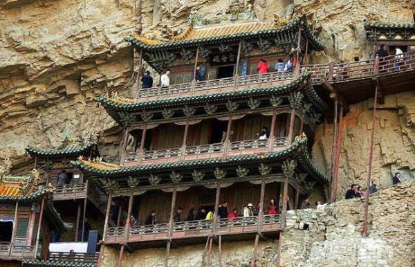 Story behind hanging temple in mount hengshan in c