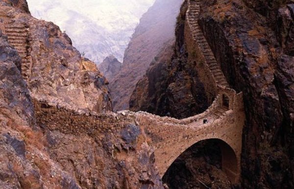 Most dangerous shahara bridge in yeman photos