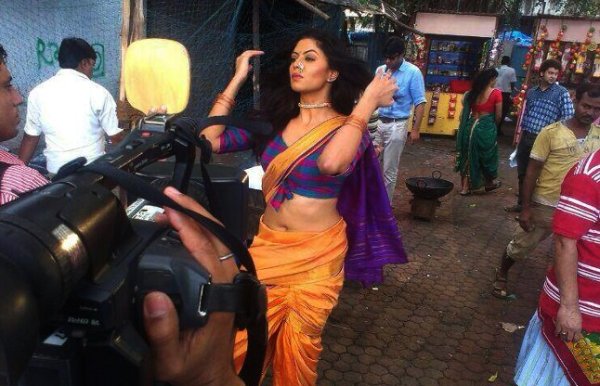 hot photos kavita kaushik 