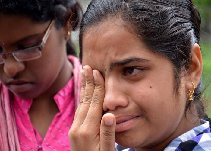 Three districts of beautician students failed