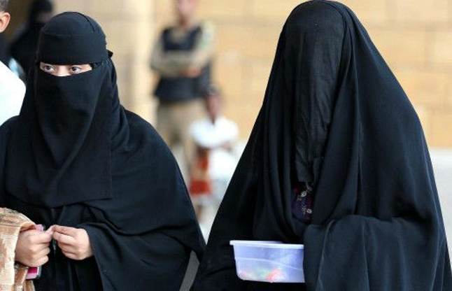 saudi women start election campaigns