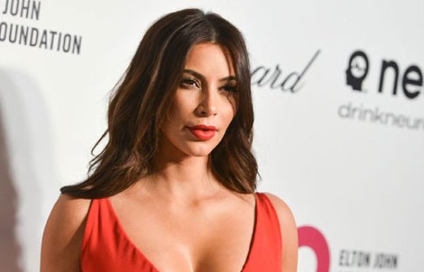 Kim Kardashian Photoshopped Her Nude Pics 