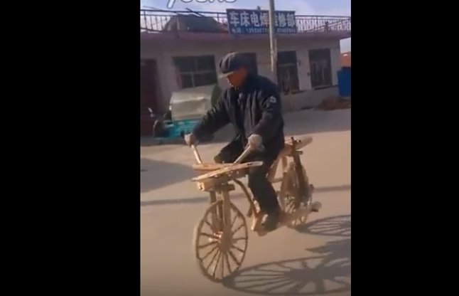 Unusual bicycle from Tree and woods made by Chines