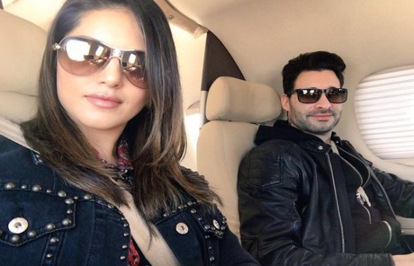 sunny leone new year celebration photos