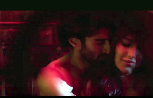 katrina kaif fitoor hot photo