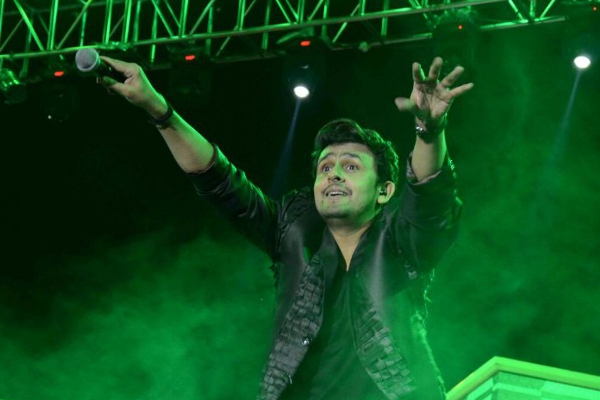 Sonu Nigam live concert photos