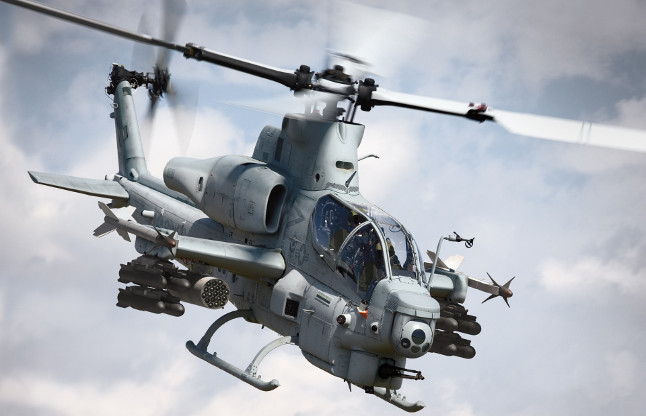 AH-1Z helicopter