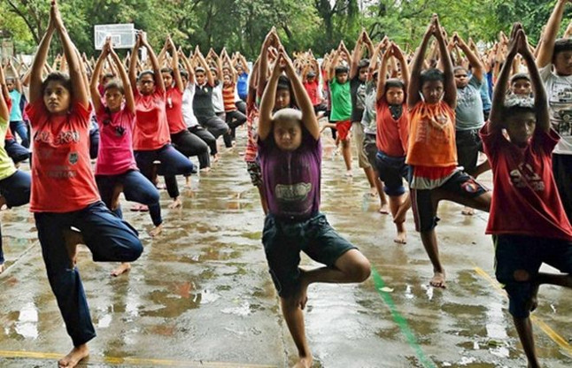 Centre Asks State To Adopt Yoga In School Syllabus