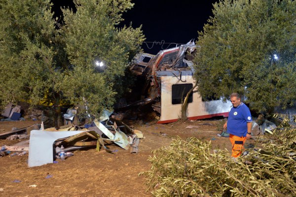 Train Accident in Italy 4