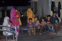 50 peoples live in only a room of sikar rain basera