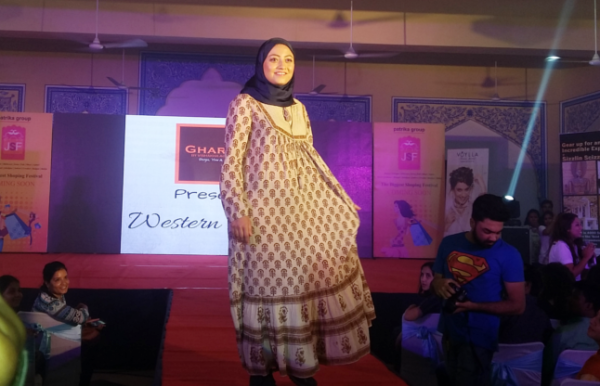 glamorous photos of Global Village 2016