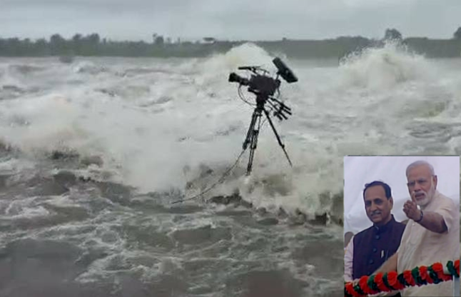 Alert PM Modi saves cameraman