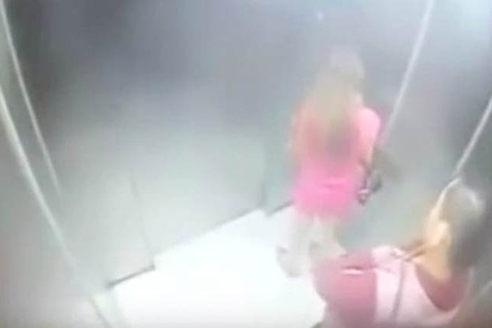 वीडियो: दिनदहाड़े इस महिला के साथ लिफ्ट में जो हुआ उस पर आप नहीं कर पाएंगे यकीन