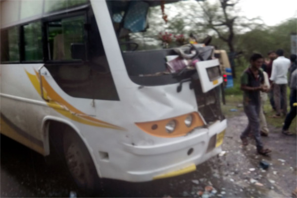 bus accident in agar malwa tanodiya