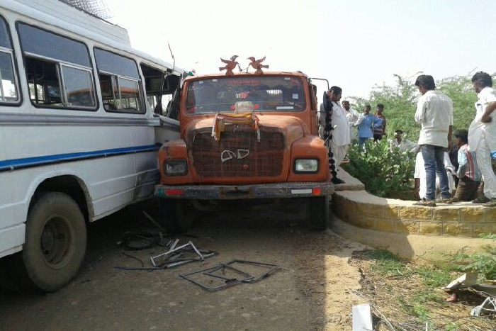 accident near mohangarh