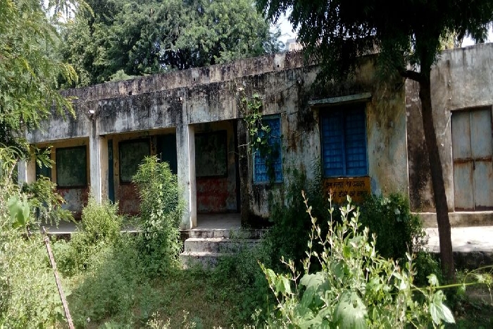 Empty schools Mauja Mauja