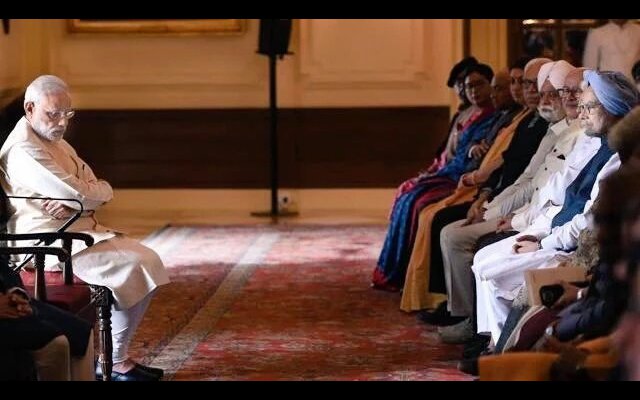PM Modi photo viral