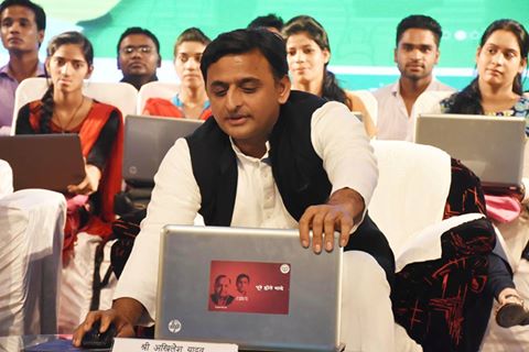 CM Akhilesh Yadav