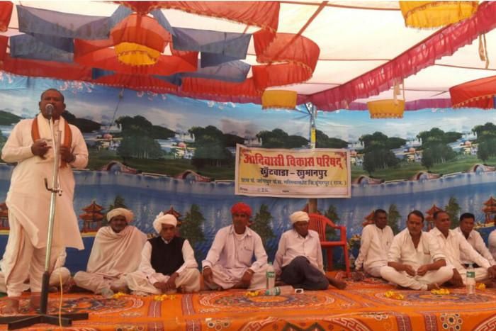 ' High access of Mobile and habit of smoking putting Aboriginal youth in crisis'