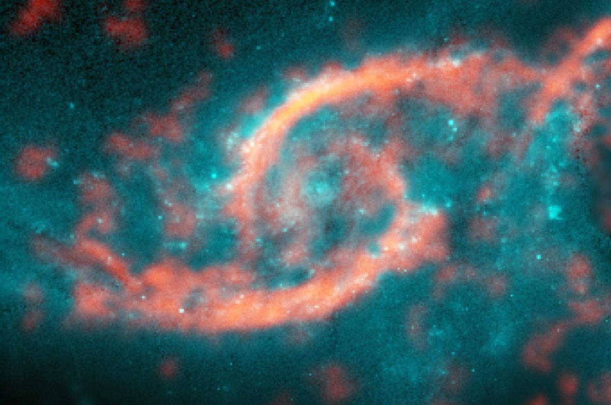 Colliding galaxies create stunning eyes