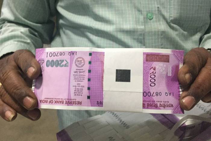 Rs 2000 currency