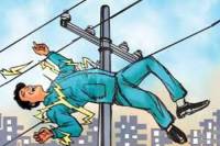 Workers went on a pole from the current painful de