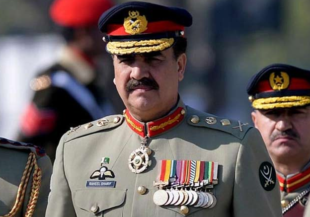 Pakistan's outgoing army chief Raheel Sharif issue